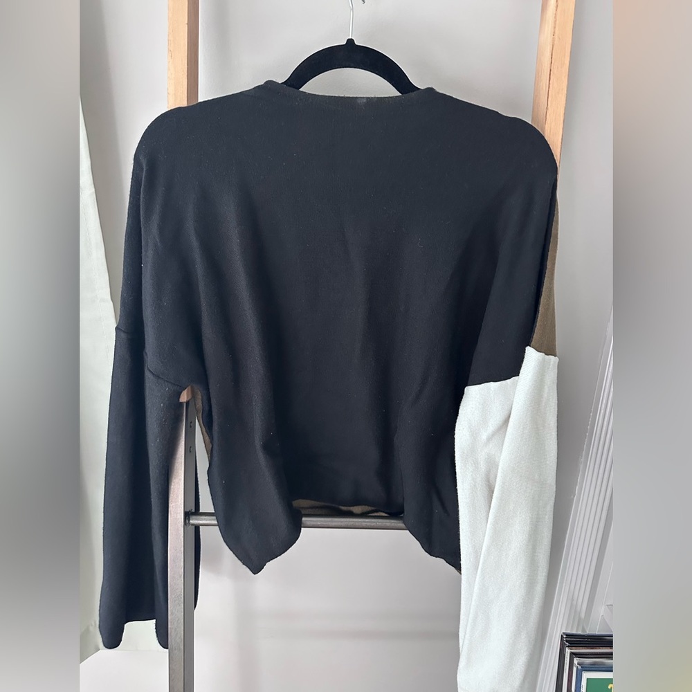 Tri-color Sweater